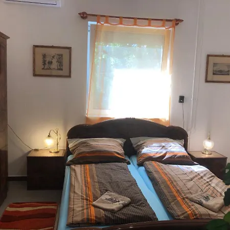 Apartmanhaz Apartamento *